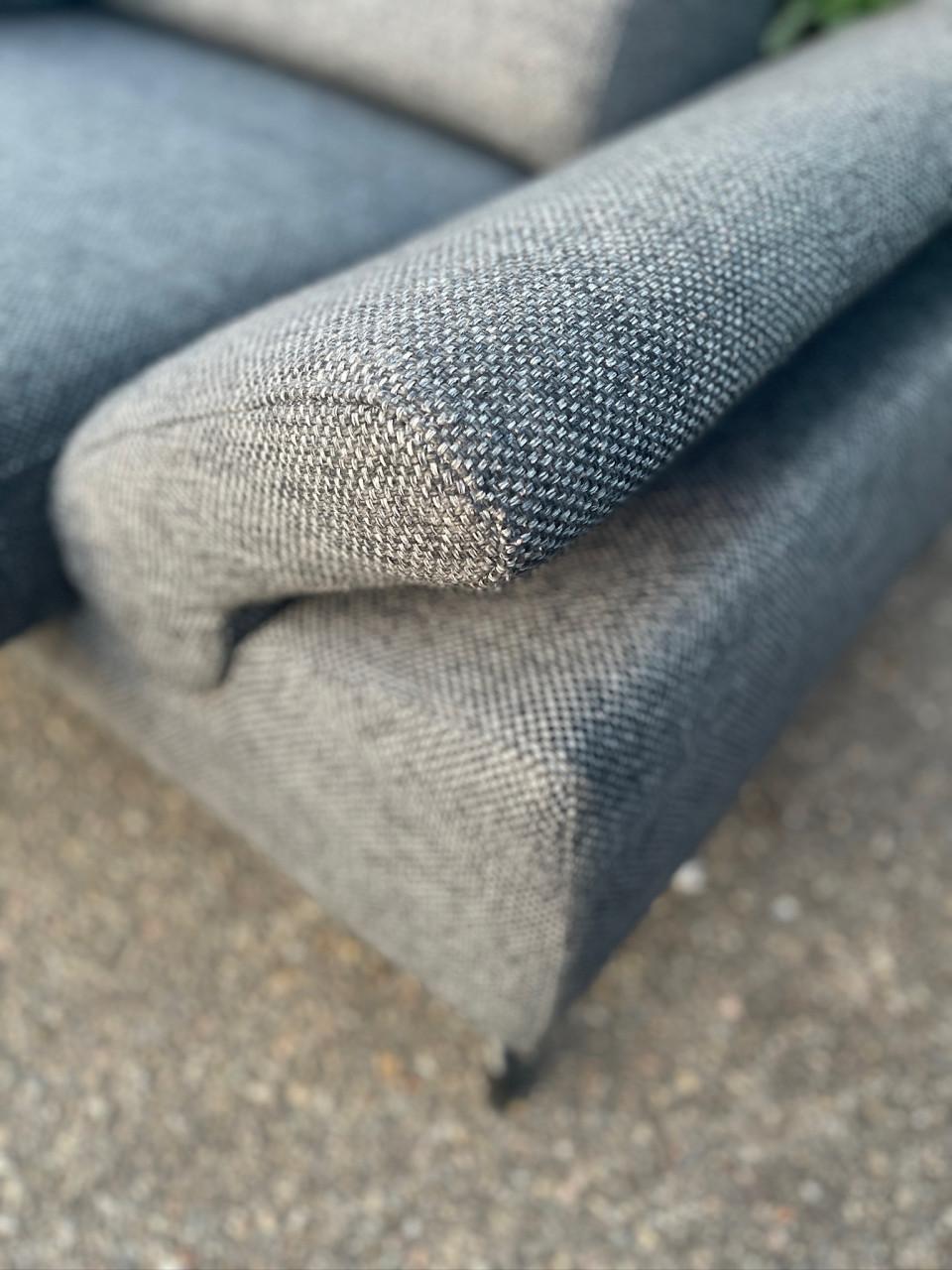 Montel Grijze Hoekbank met uitschuifbare zitvlakken- Gratis levering NL