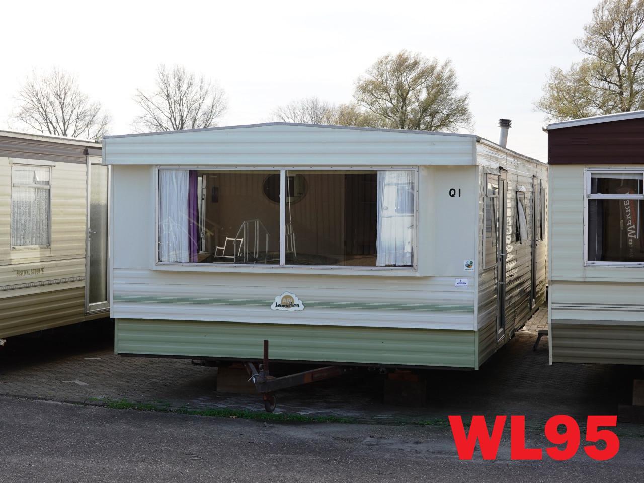 Betaalbare opknap stacaravan te koop voor 6 personen