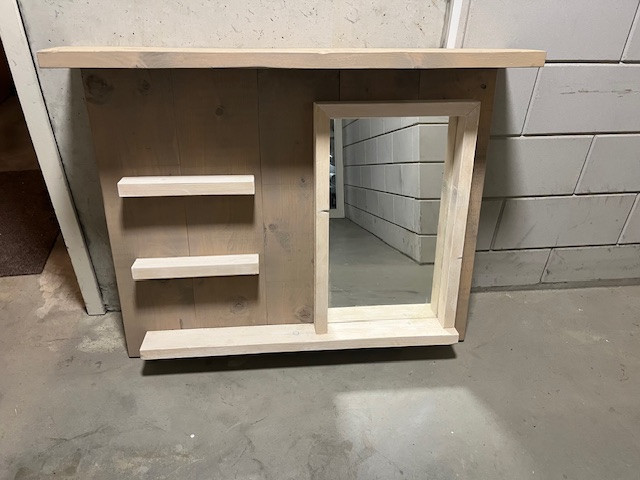 Wandmeubel met spiegel van steigerhout
