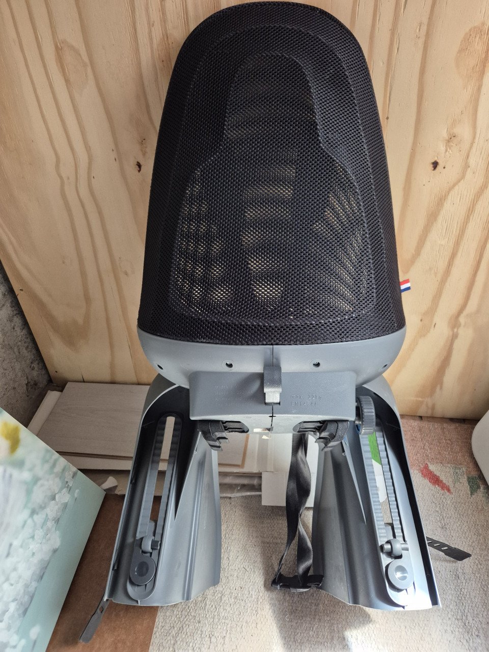 Qibbel air grijs fietsstoeltje achter