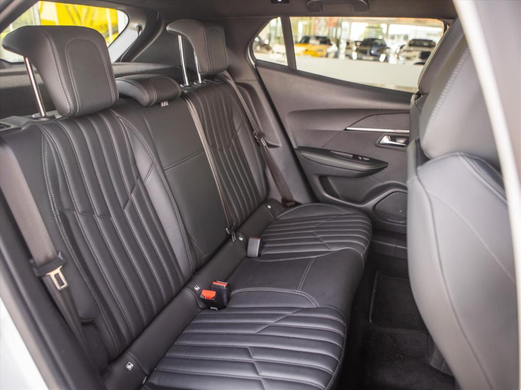 Peugeot 2008 1.2 puretech 130pk gt automaat | panoramadak | leder | elek. s