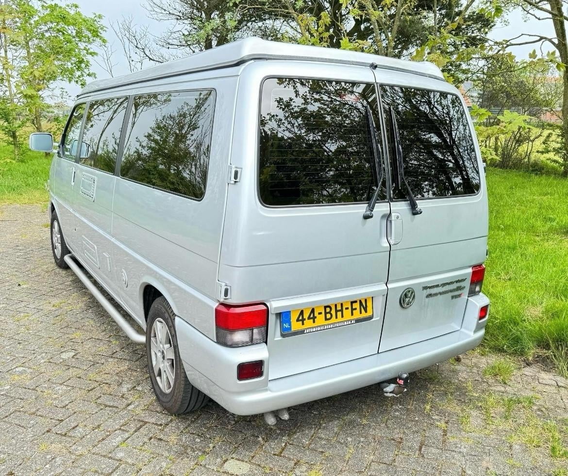 VW Transporter Caravelle 2.5TDI-102pk