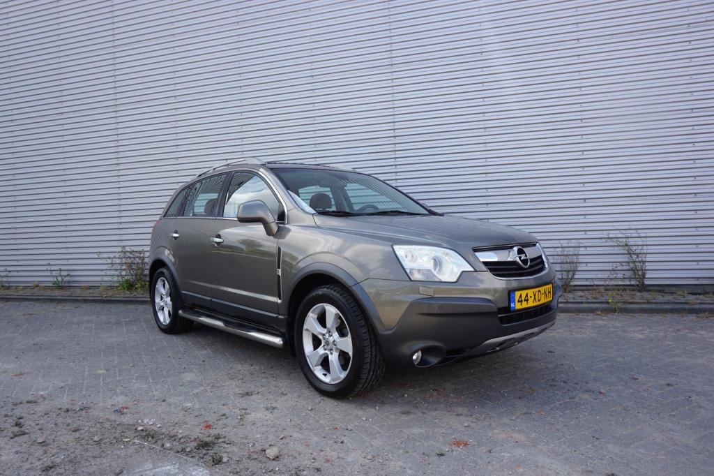Opel Antara 3.2 v6 cosmo automaat / airco / navi / cruise / pano / stoelver