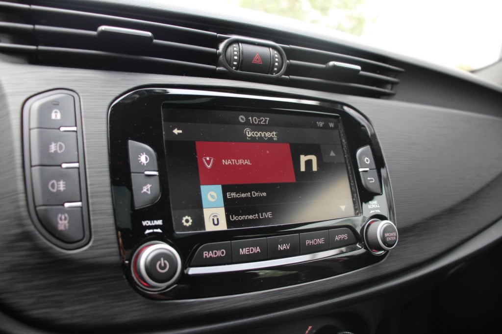 Alfa Romeo Giulietta 1.4 turbo multiair super - panorama dak - navi - stoel