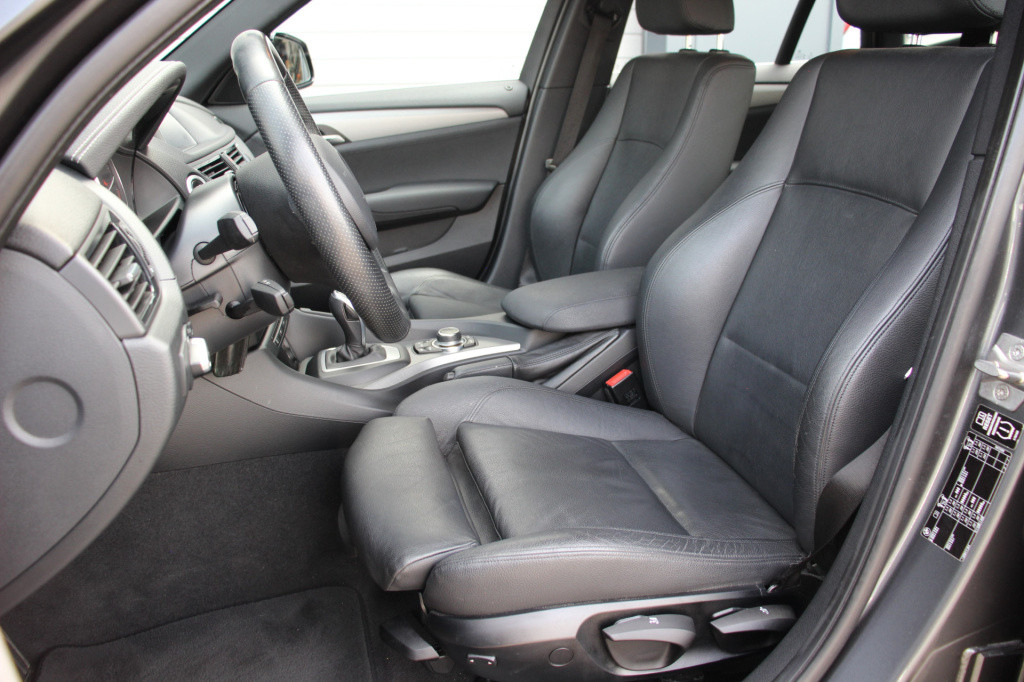 BMW X1 sdrive20i high executive | m-sport | cruise | leder |