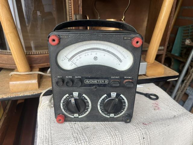 Avometer model 8 universal