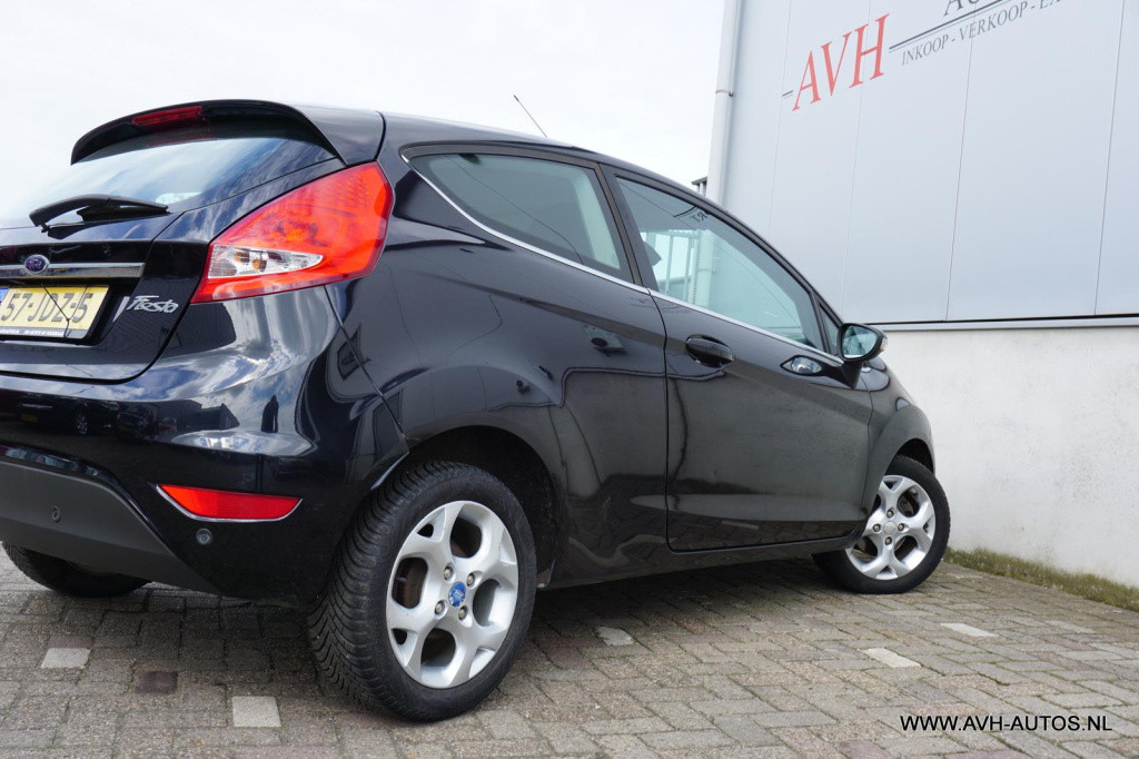 Ford Fiesta 1.4 titanium