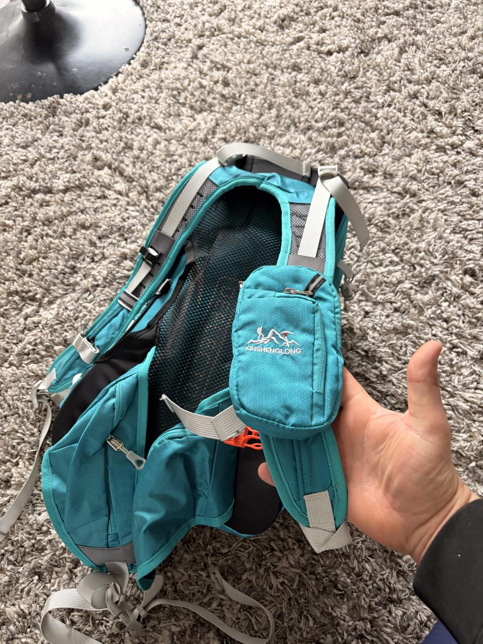 Rugzak 20L – ideaal voor wandelen / hiking – lichtgewicht