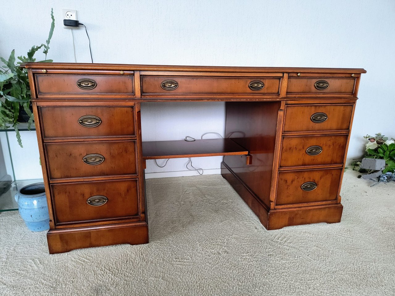 Heldense exclusive bureau