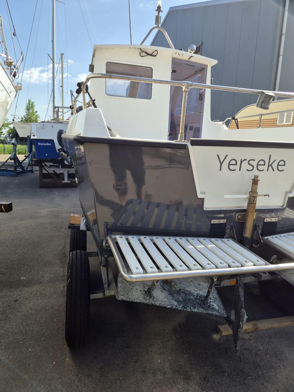 Motorboot