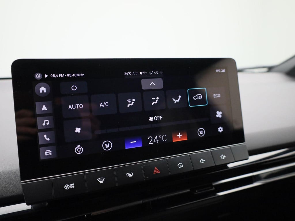 MG 4 luxury 64 kwh | navigatie | climate control | apple carplay / android 