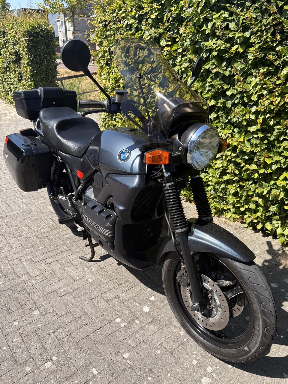 BMW K75