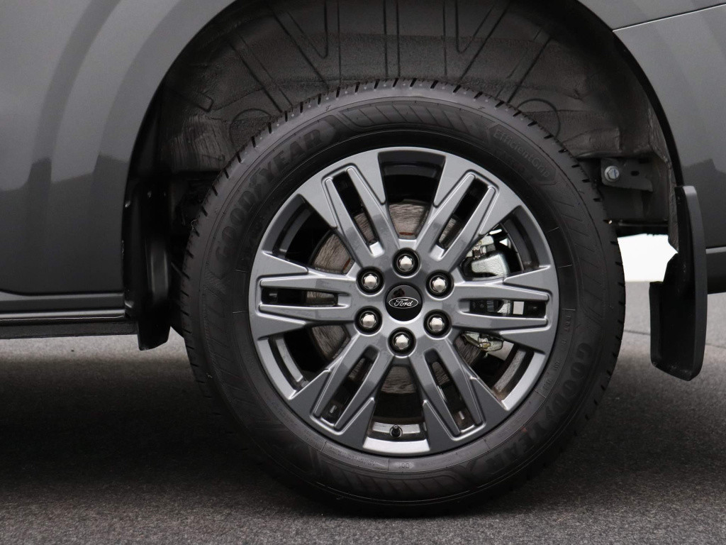 Ford Transit Custom 300 2.0 tdci l2h1 limited 136 pk | navigatie | 17"licht