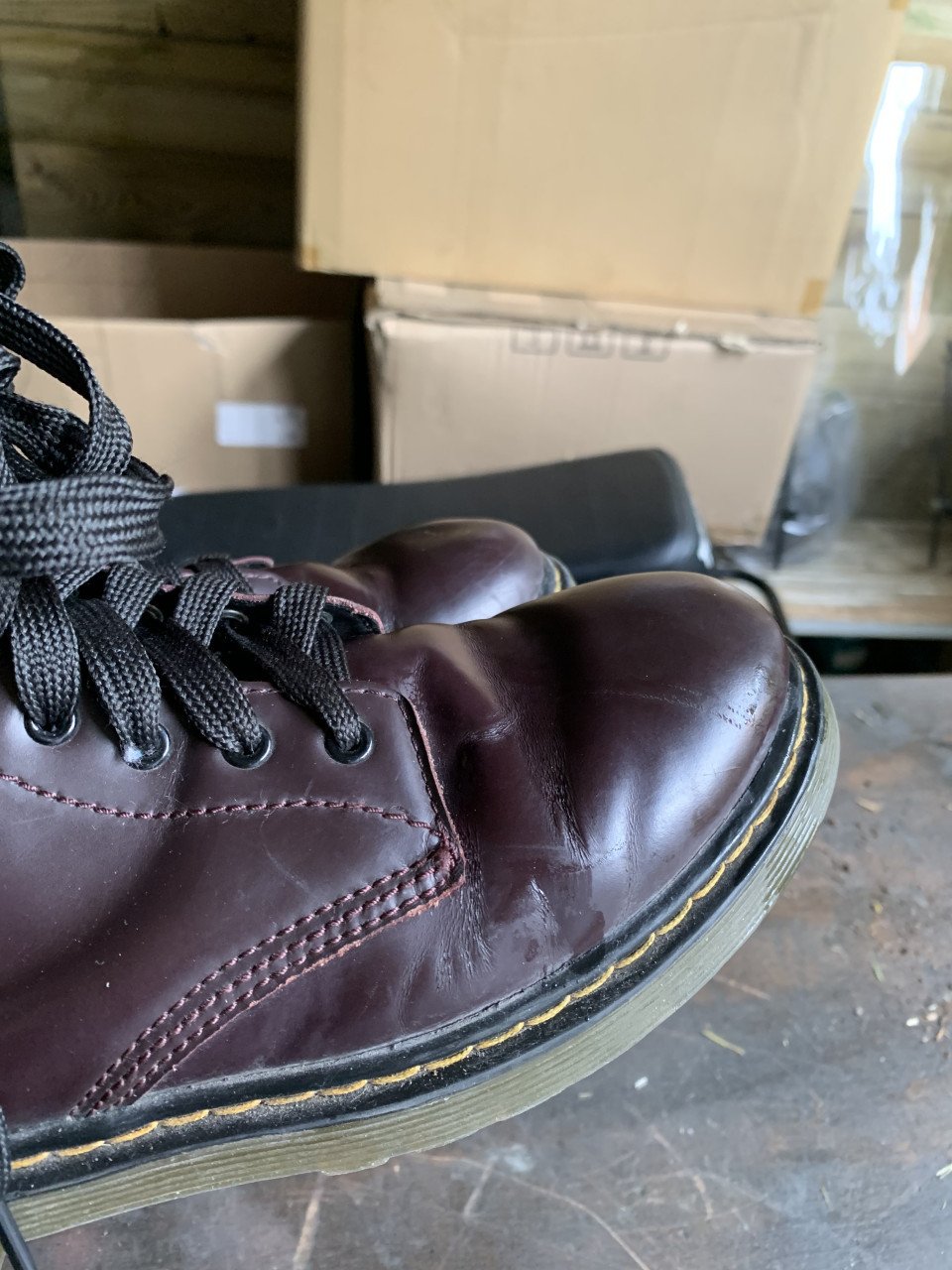 Te koop Dr Martens maat 36 prachtige kleur aubergine