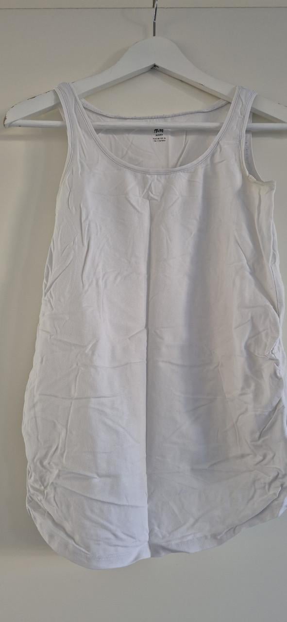 Zwangerschaps en voedingsshirts maat M