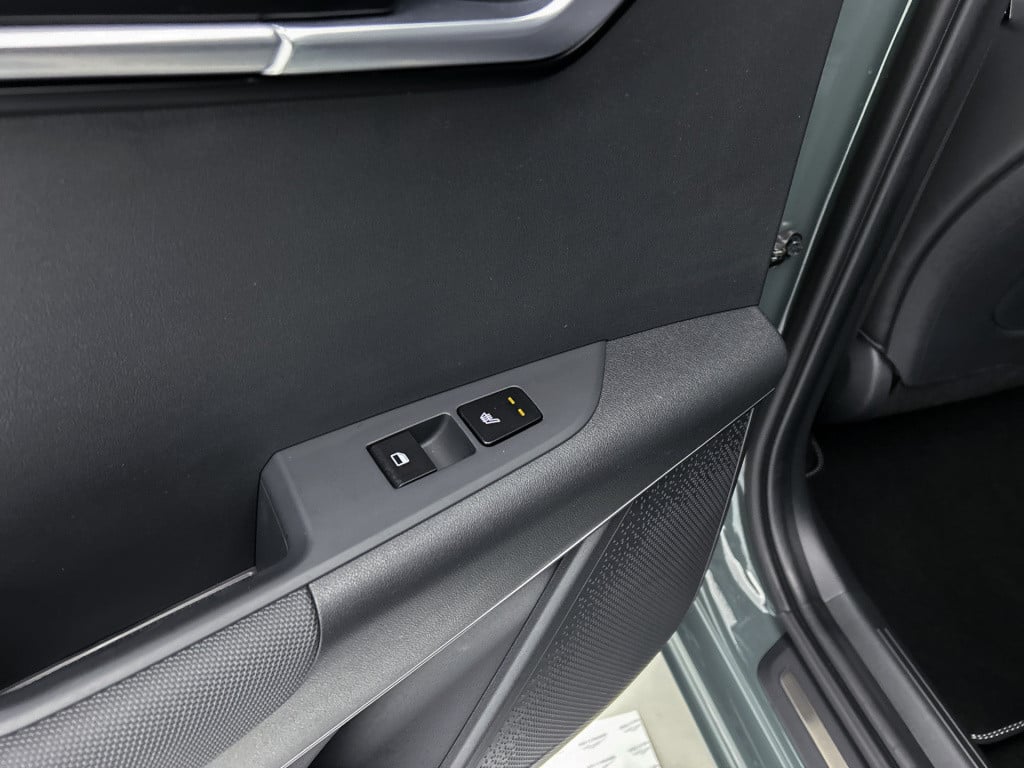 Kia Niro 1.6 gdi hybrid launch edition limited