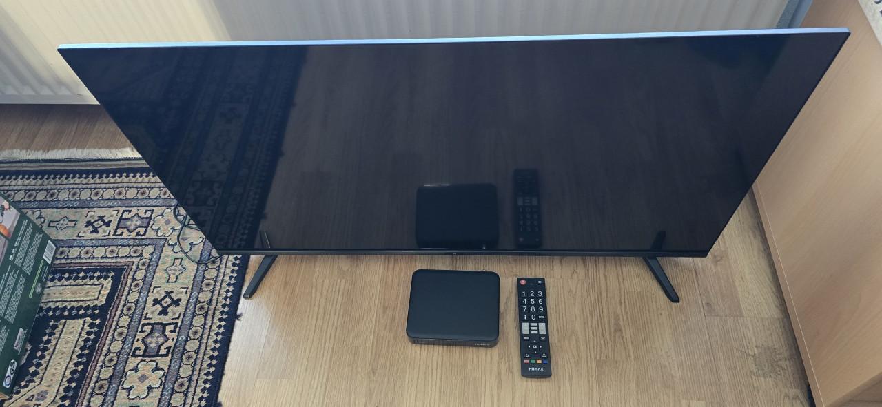 LED TV 40 INCH Z.G.A.N INCLUSIEF HUMAX 5550c