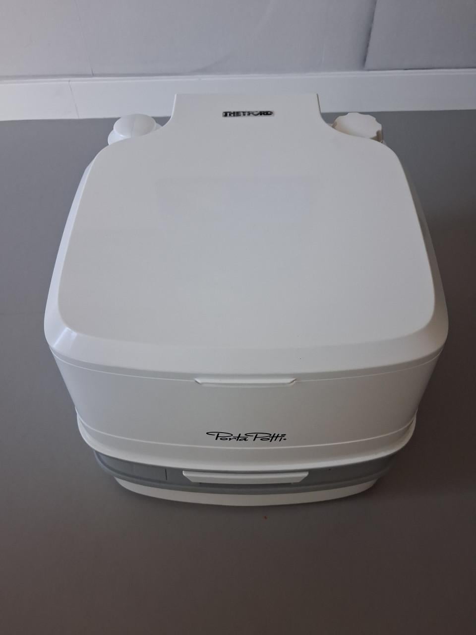 Draagbaar toilet Thetford Port Potti 145