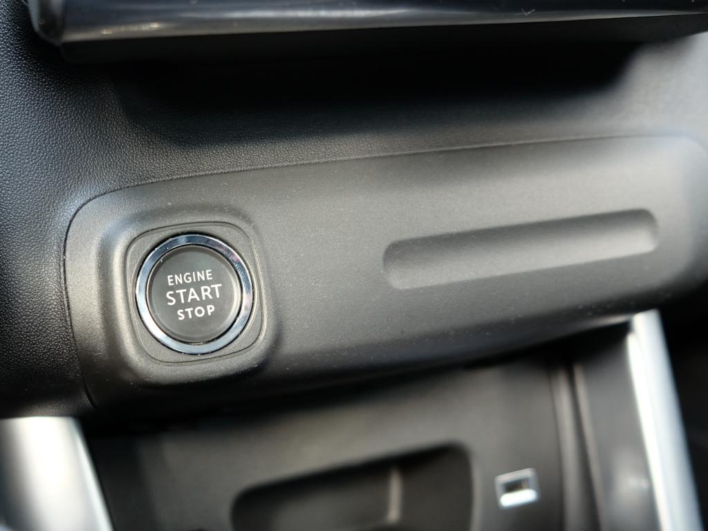 Citroen C3 Aircross 1.2 puretech 110pk shine | navigatie| parkeer sensoren 