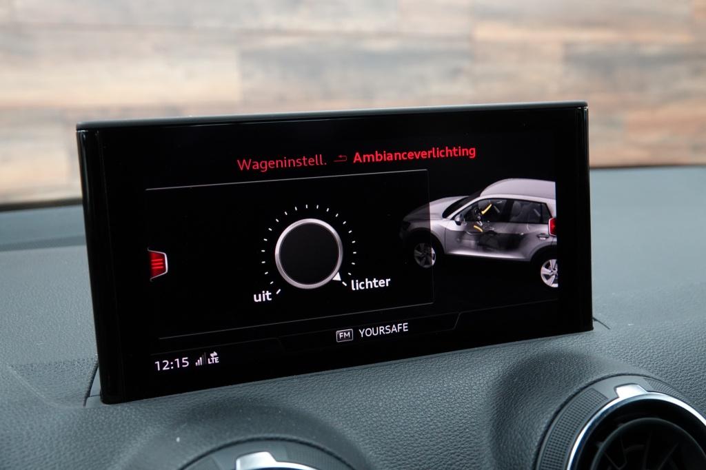 Audi Q2 1.5 tfsi | acc | pdc | carplay | s-line |