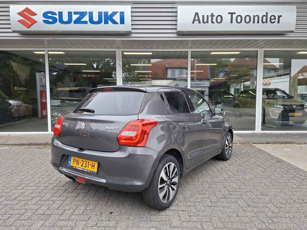Suzuki Swift automaat stijl 1.2 / 8000 km!!