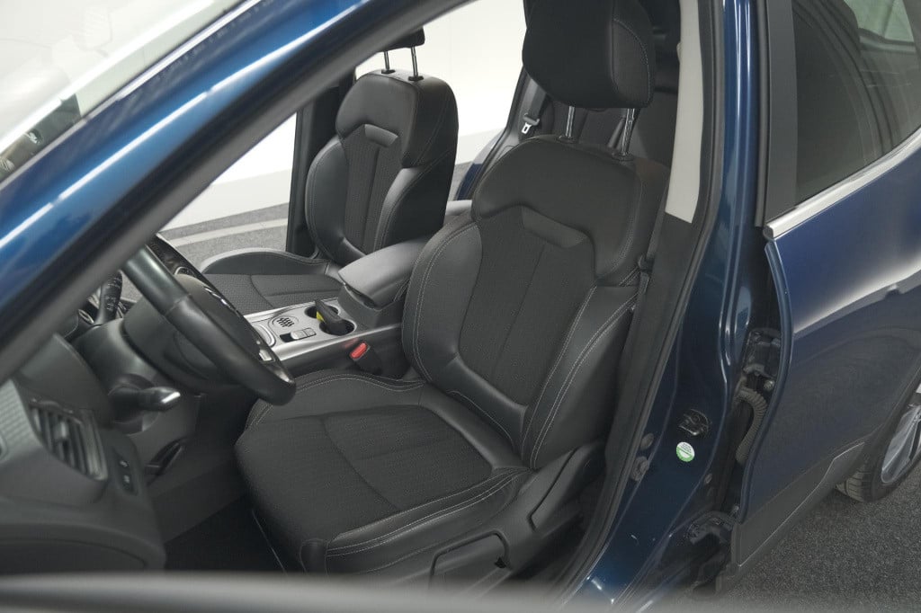 Renault Kadjar tce 130 intens | trekhaak | camera | dodehoekdetectie | navi