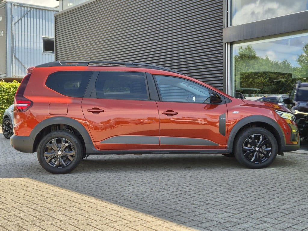 Dacia Jogger tce 110 extreme 5p. all season banden, camera, climate, apple/