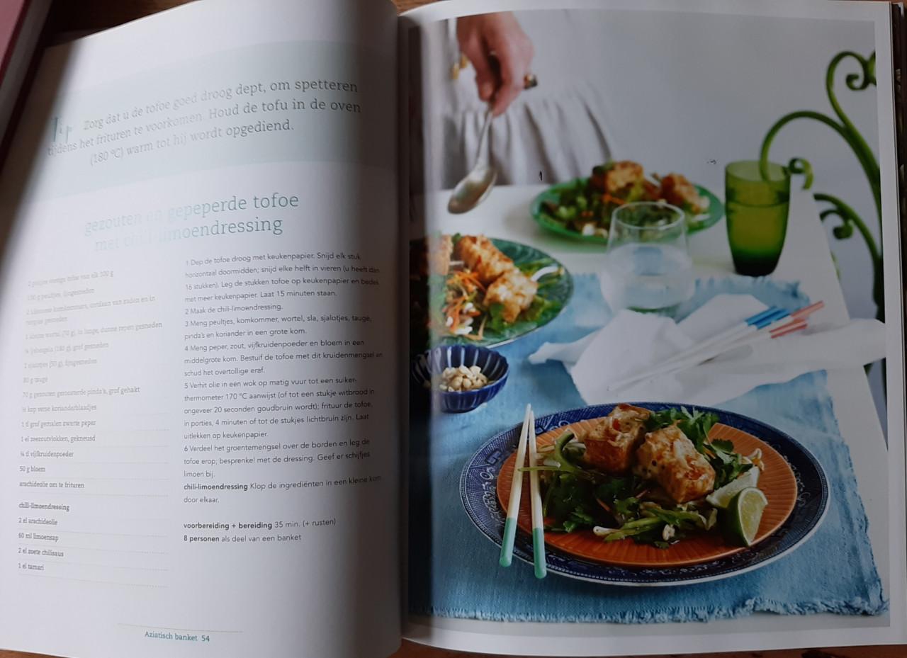 Het ultieme Kerstkookboek: menu’s, cadeautjes, knutselwerk, tips en kransen