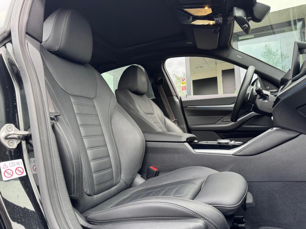 BMW 4 Serie gran coupé m440i xdrive m-sport * 360 camera * 20 inch * laserl