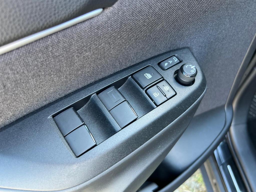 Toyota Yaris Cross 1.5 hybrid active | climate | cruise | camera | apple / 