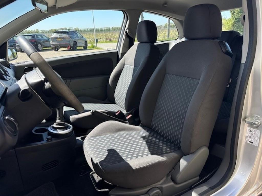 Ford Fiesta 1.4 - 16v trend automaat