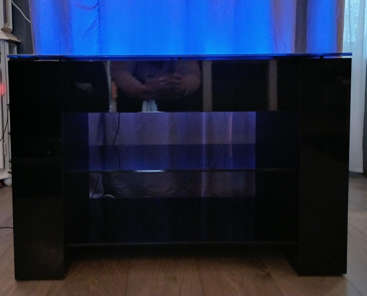 Mooie  zwarte audio/tv meubel