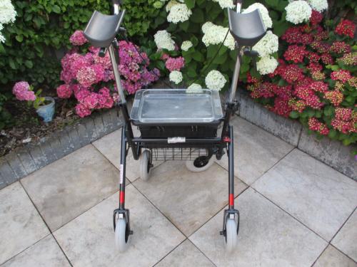 Zgan Premis Provo opvouwbare rollator met onderarmschalen