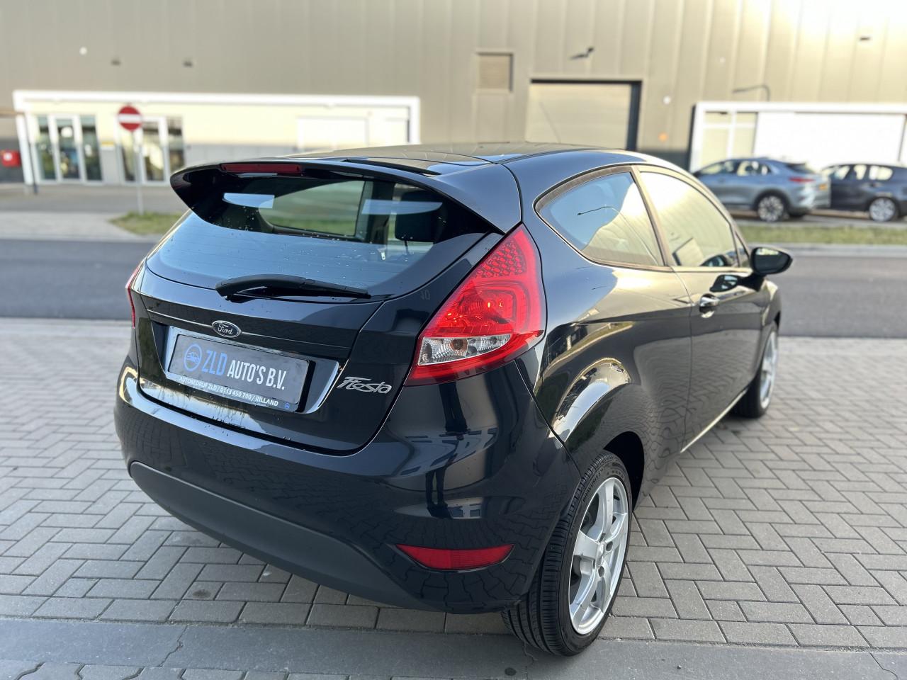 Ford Fiesta 1.25 Trend/JAAR APK/AIRCO/