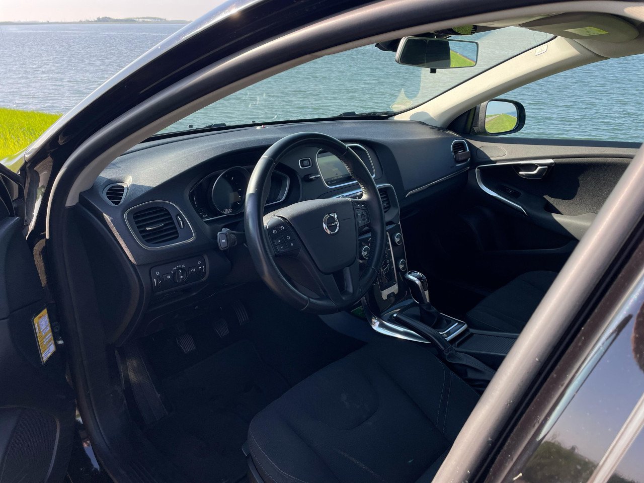 Volvo V40 2.0 D2 120PK 2017 Zwart