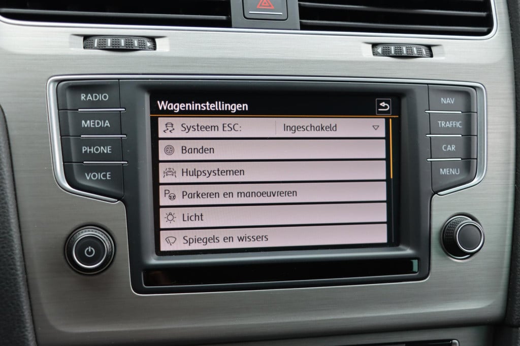 Volkswagen Golf variant 1.0 tsi business edition connected