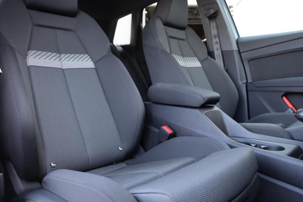Audi Q4 E-tron 40 launch edition advanced 77 kwh 204pk | soh 95,3%
