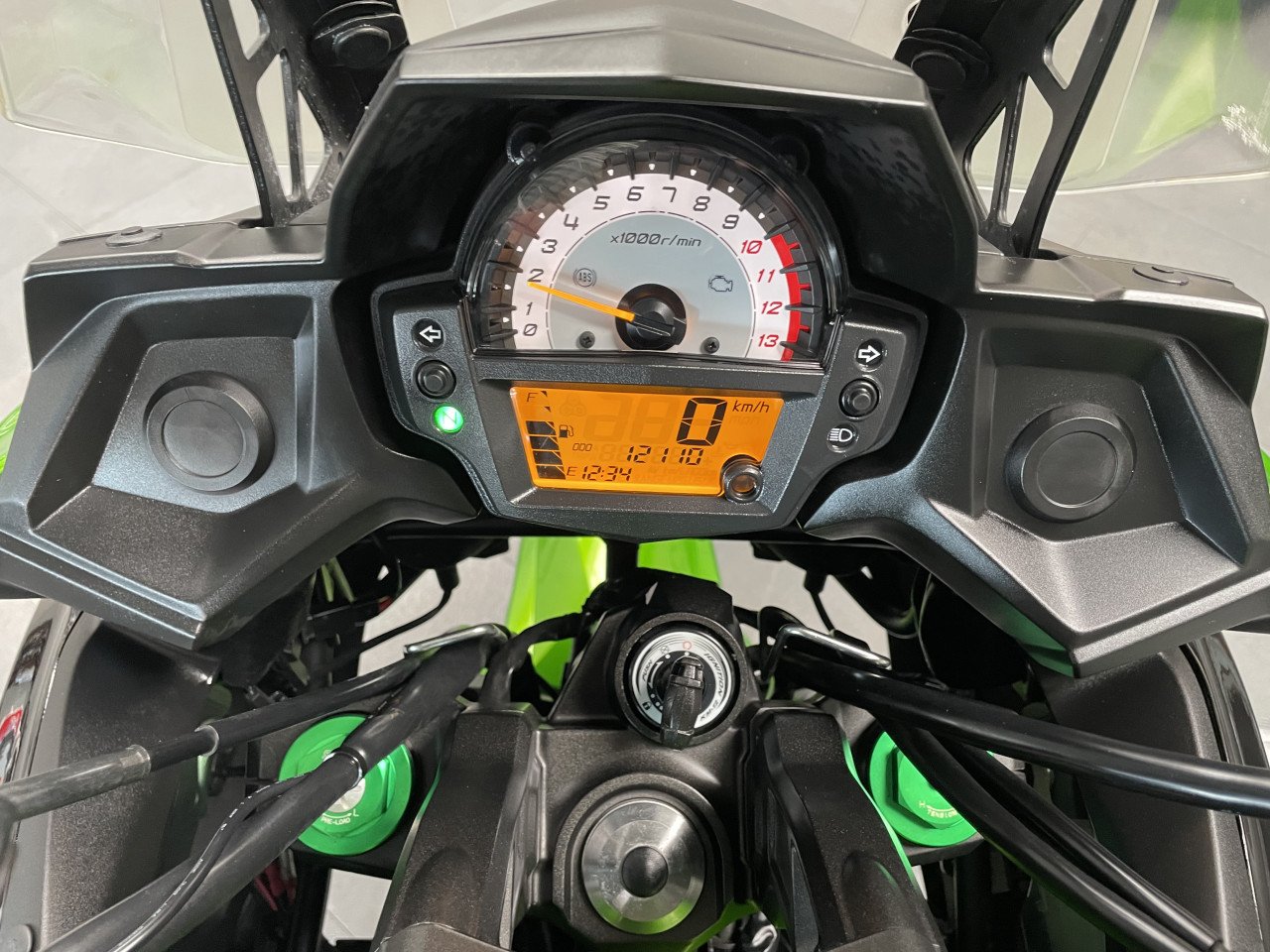 KAWASAKI VERSYS 650 12.200 KM