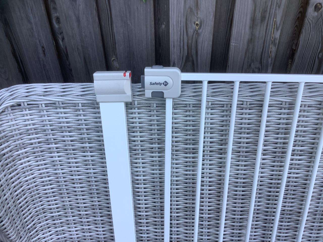 Safety First Easy Close Wit Metaal Traphekje