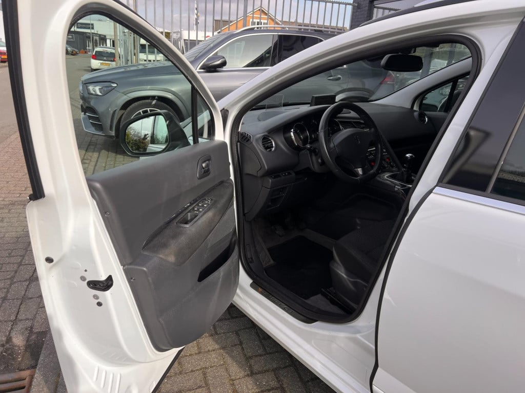 Peugeot 5008 1.6 thp gt 5p.