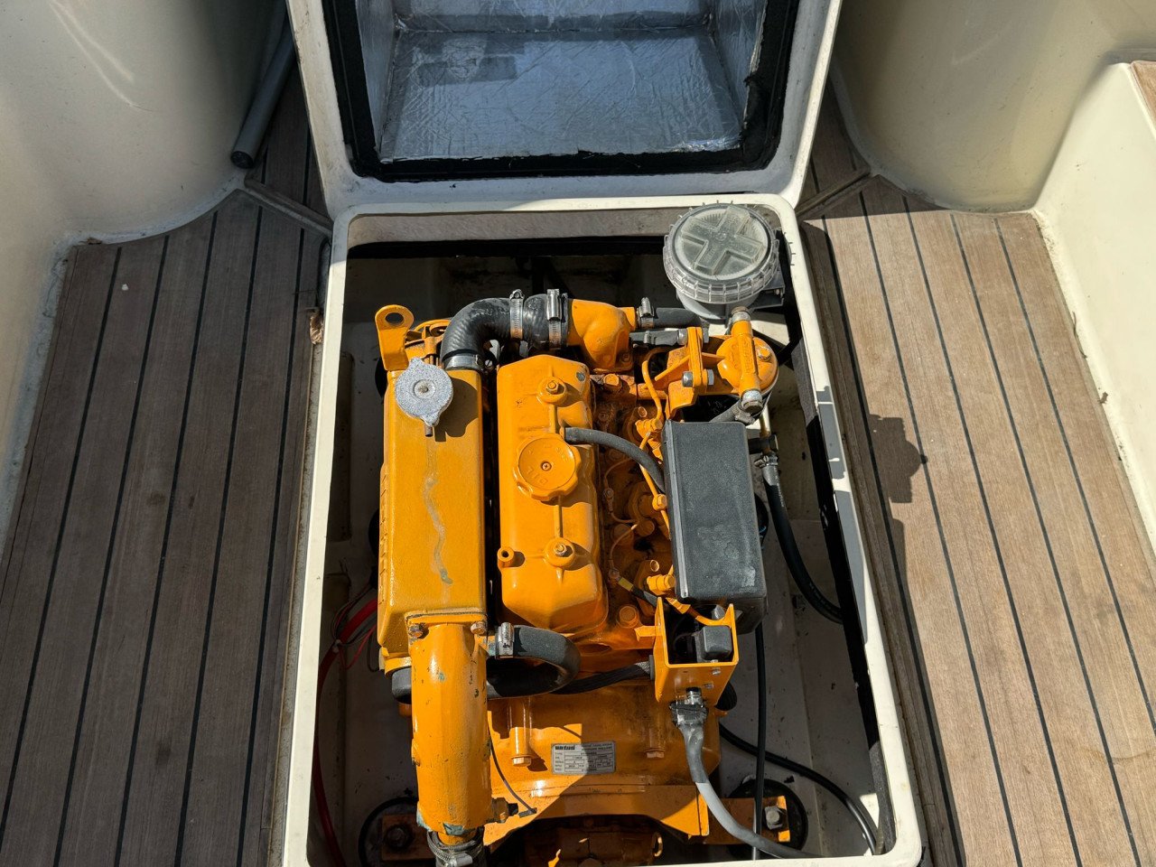 Goed onderhouden Maril 625 sloep met 22pk dieselmotor.