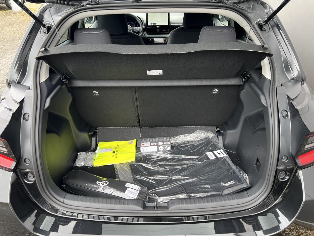Toyota Yaris hybrid 115 dynamic