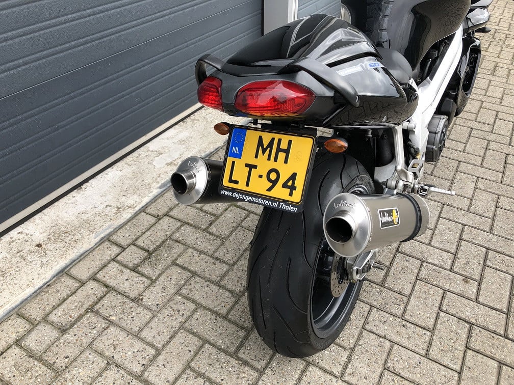 Aprilia SL1000 Falco, mooie sportieve motor, LeoVinci uitlaten €1895,-