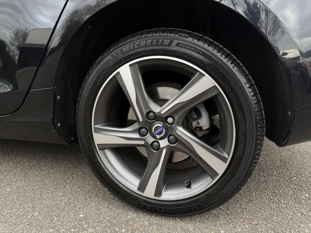 Volvo V40 2.0 t5 r-design