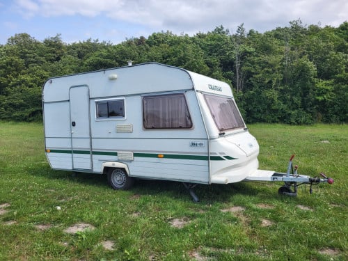 Chateau Chiara caravan 384C 1998