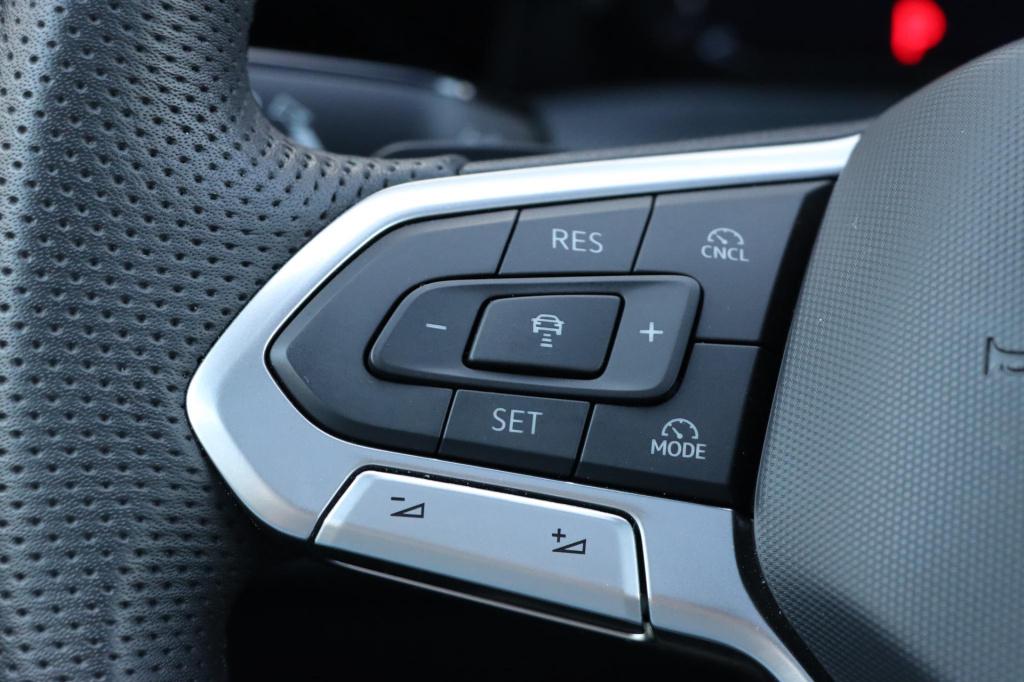 Volkswagen Golf 1.5 ehybrid gte black style 272pk dsg6