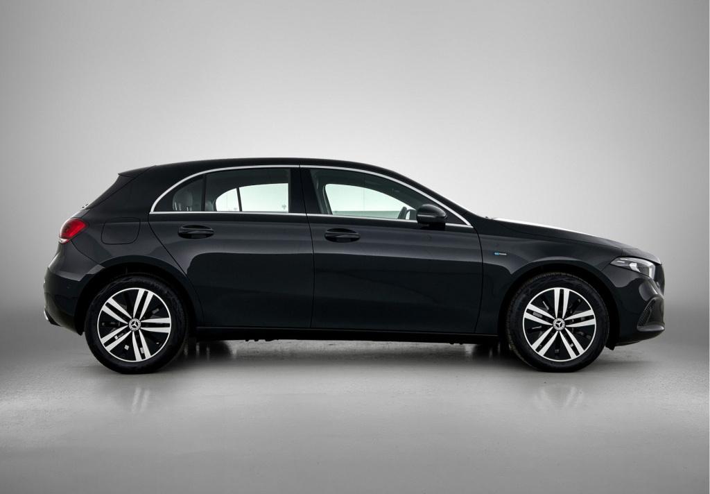 Mercedes-Benz A-Klasse 250 e plug-in hybride business solution luxury | led
