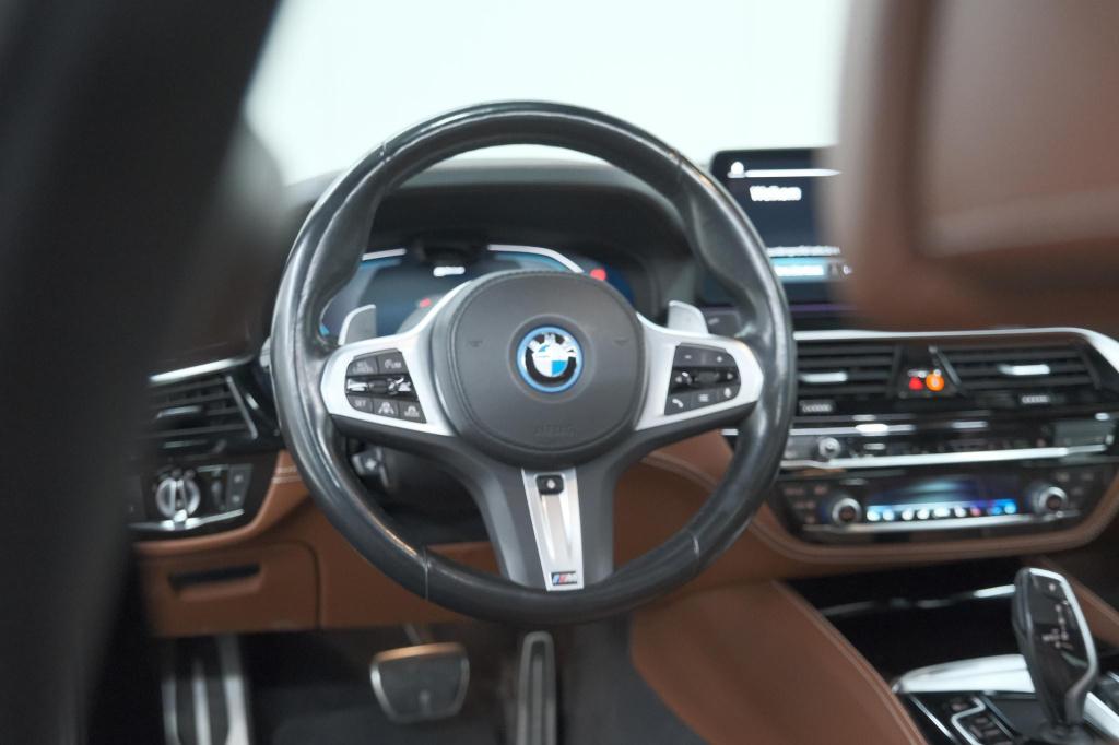 BMW 5 Serie 545e xdrive business edition plus | m sportpakket | driving ass