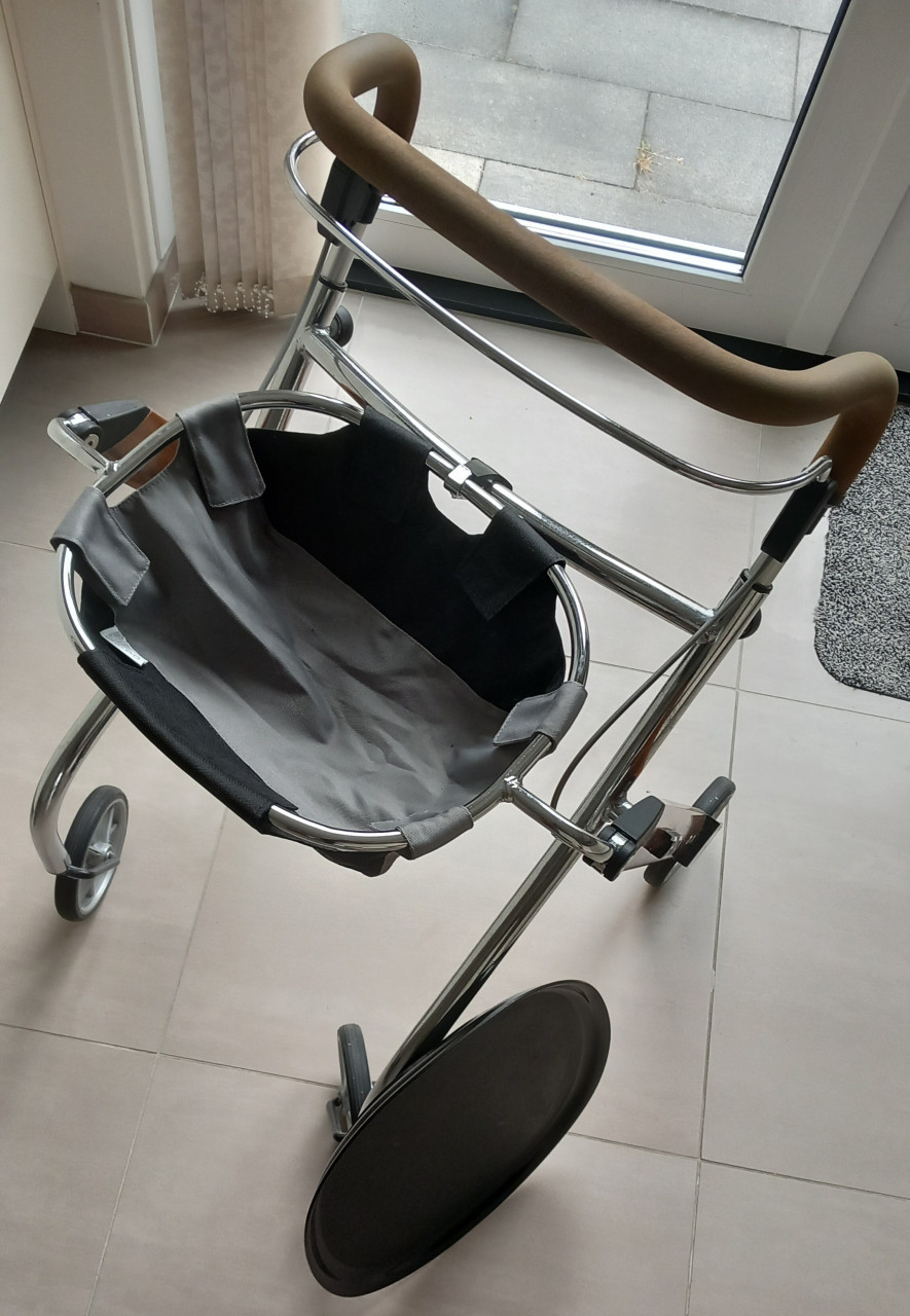 Z.g.a.n. lichtgewicht indoor rollator!