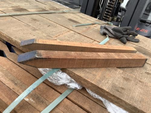 Nieuwe Azobe piketten piketpalen